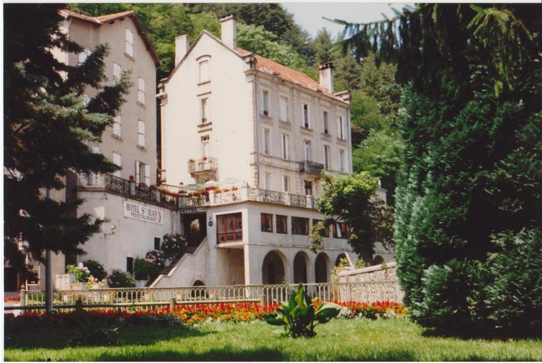Hôtel Saint Jean Vals-les-Bains Buitenkant foto