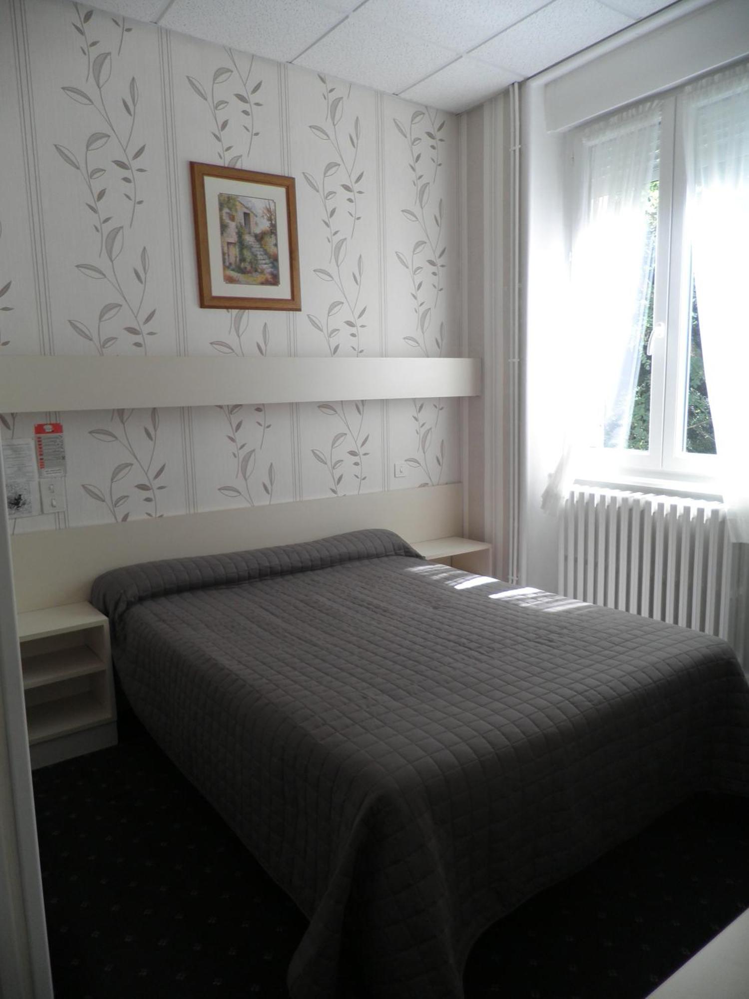 Hôtel Saint Jean Vals-les-Bains Buitenkant foto