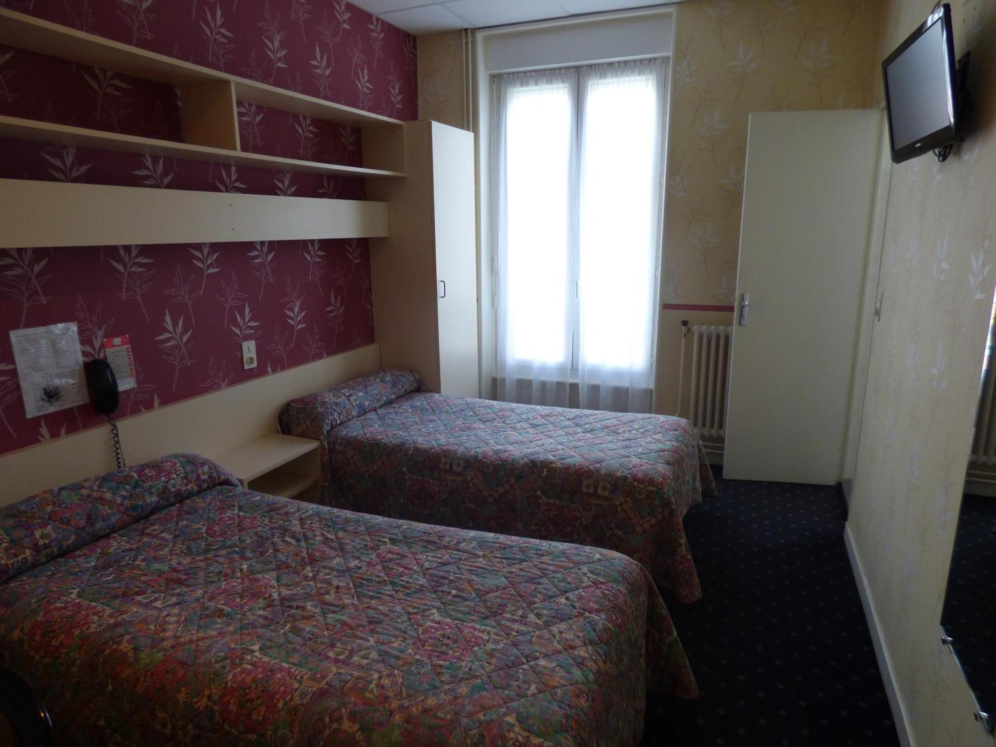 Hôtel Saint Jean Vals-les-Bains Kamer foto
