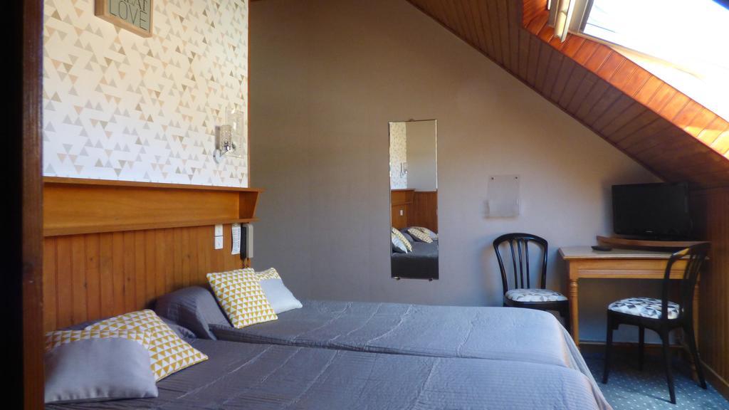 Hôtel Saint Jean Vals-les-Bains Buitenkant foto